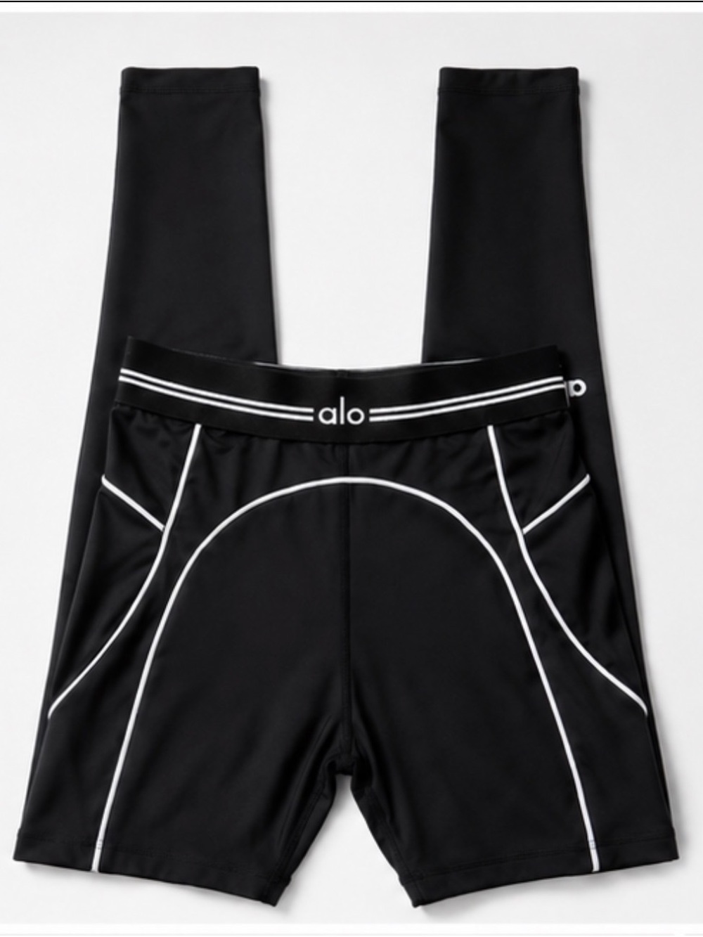 ALO Yoga Black Leggings with White Contrast Piping